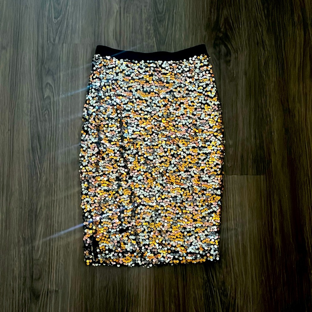 H&M Sequin Skirt✨